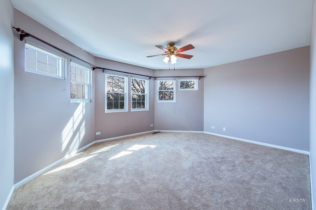 344 Kildare Court - Photo 15