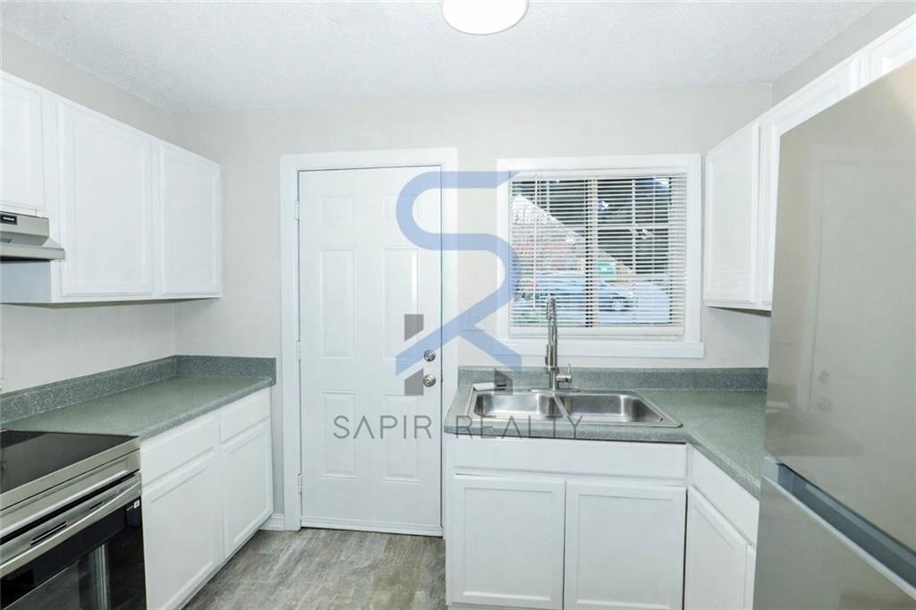 2045 Alison Court - Photo 3