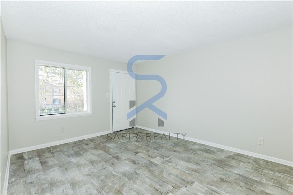 2045 Alison Court - Photo 8
