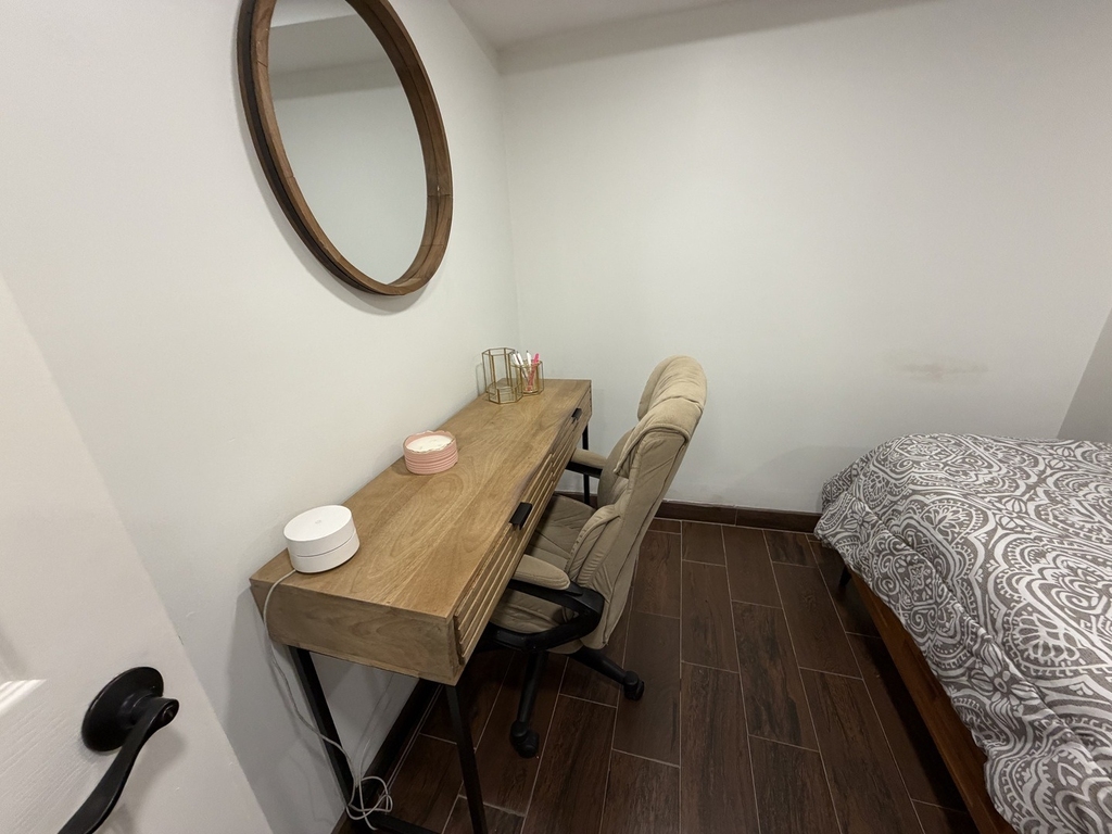 1805 W Cuyler Avenue - Photo 8