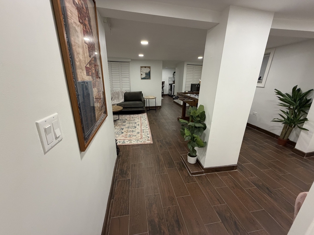 1805 W Cuyler Avenue - Photo 6