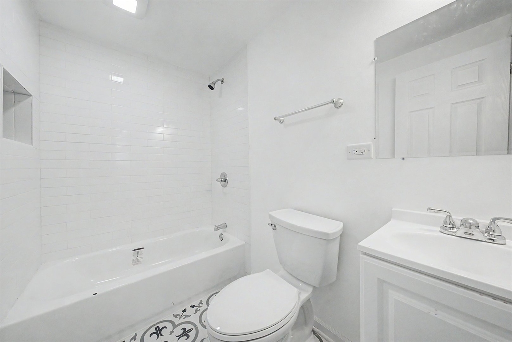 7600 S Marquette Avenue - Photo 7