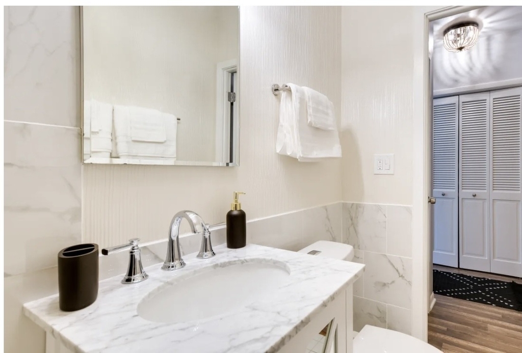 1931 N Howe Street - Photo 12