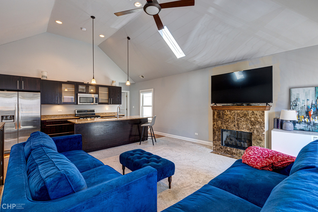 1414 W Superior Street - Photo 1