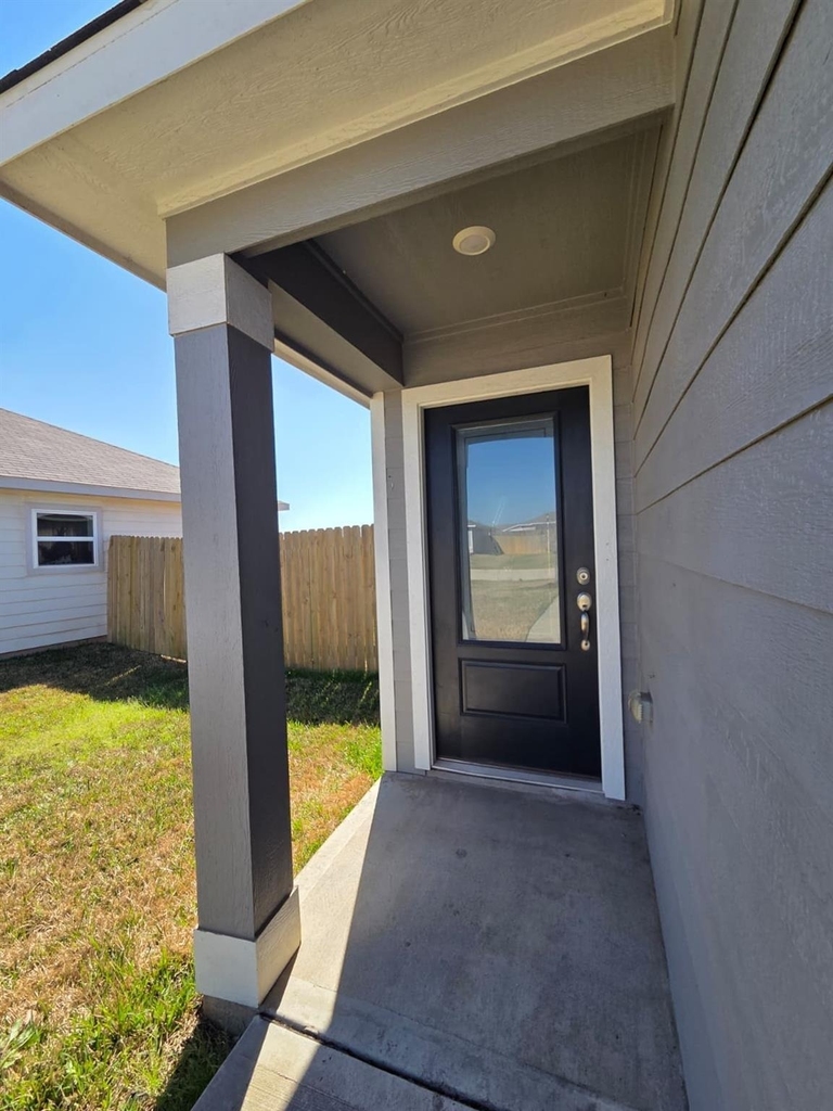 16374 Sweet Grove Drive - Photo 13