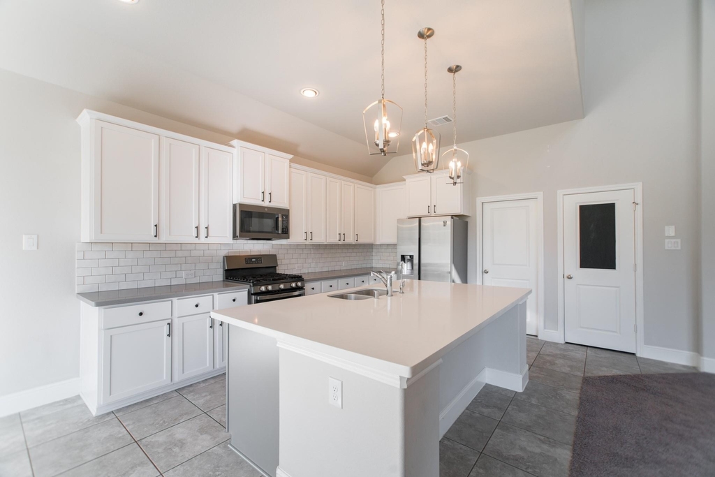 10054 Preserve Way - Photo 16