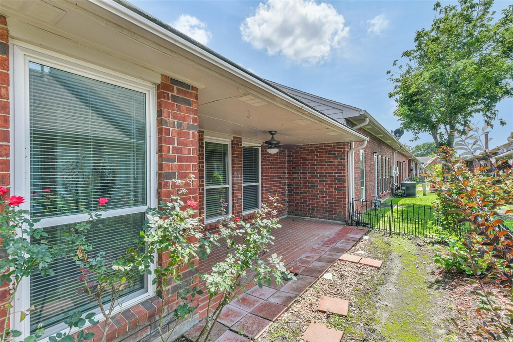3327 S Country Meadows Lane - Photo 21