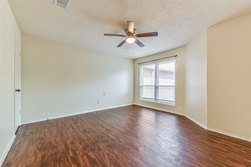 3327 S Country Meadows Lane - Photo 18