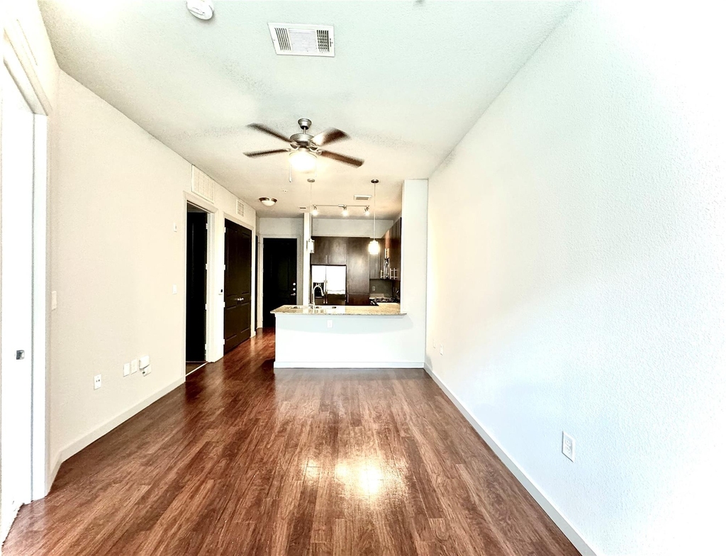 2525 Mccue St Road - Photo 4