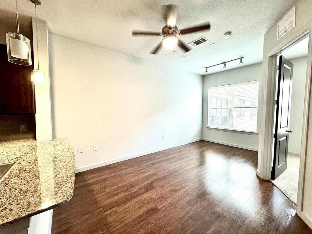 2525 Mccue St Road - Photo 5