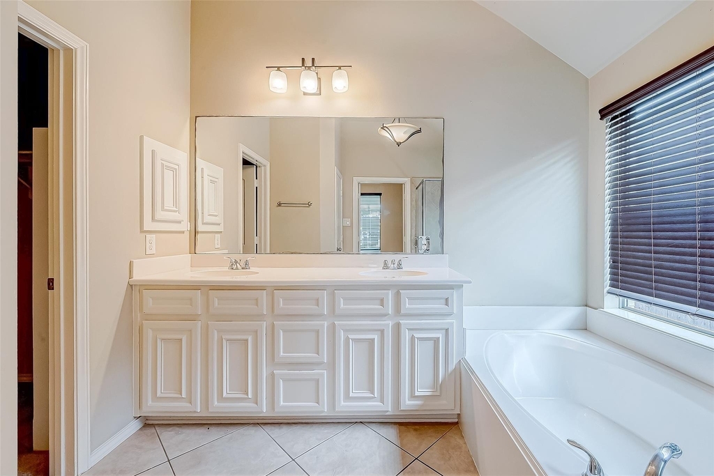 2808 Arbor Brook Lane - Photo 36