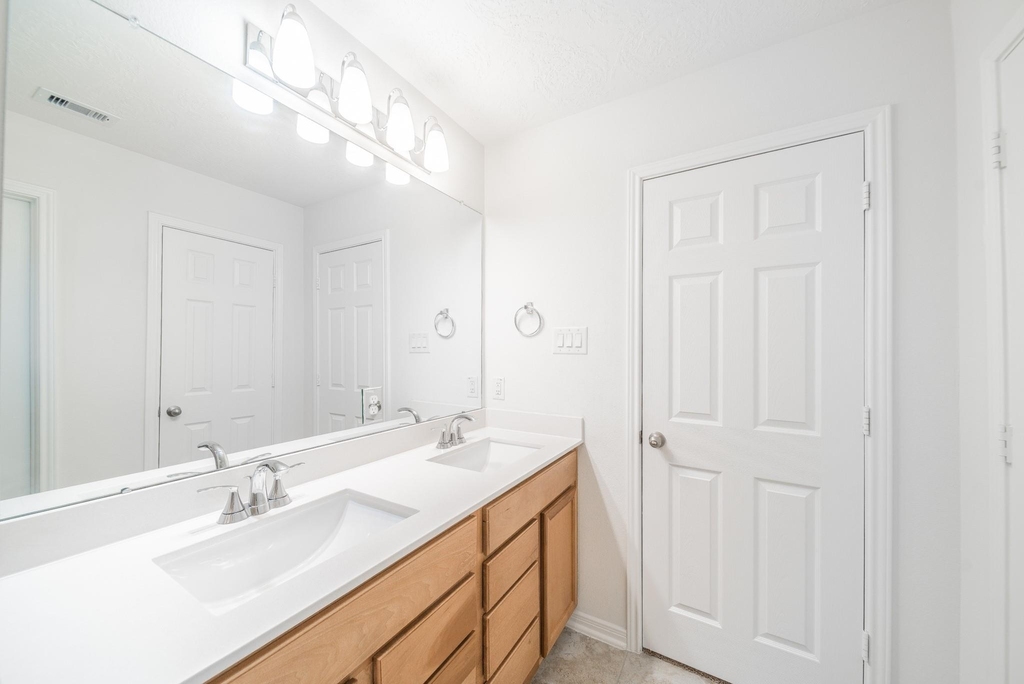 27618 Mesabe Drive - Photo 9