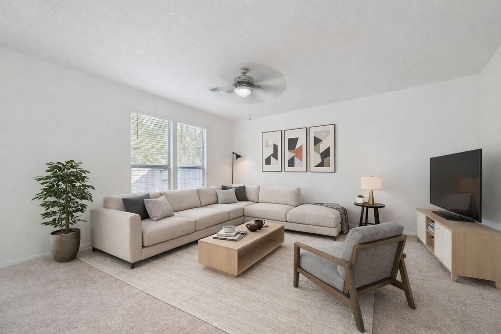 27618 Mesabe Drive - Photo 4