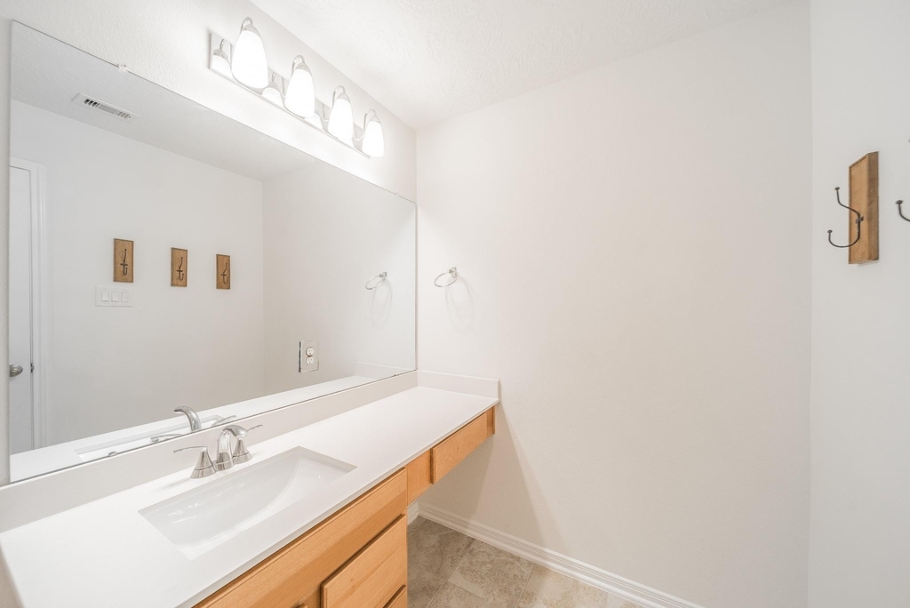 27618 Mesabe Drive - Photo 13
