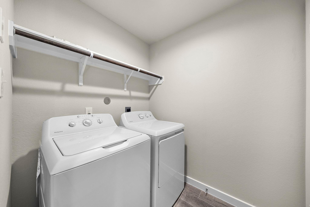 3327 Tilley Dr - Photo 30