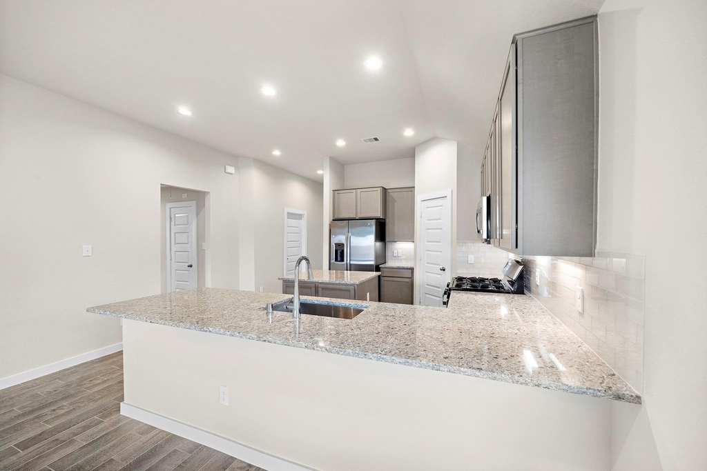3327 Tilley Dr - Photo 17