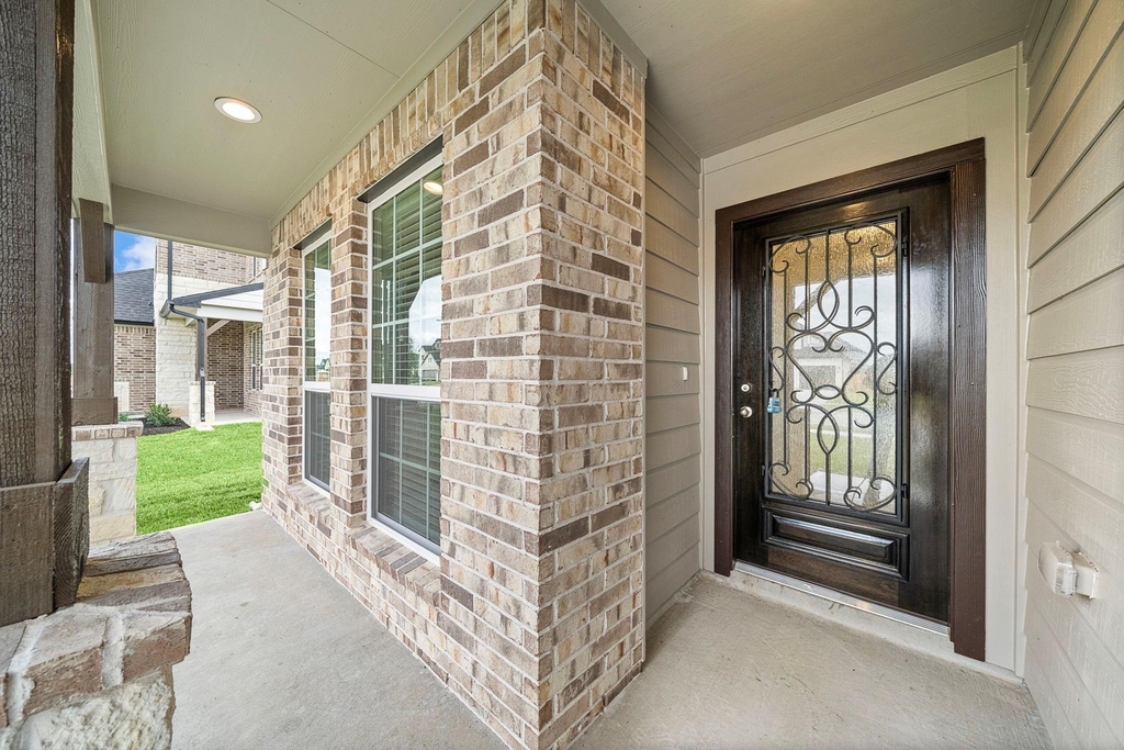 3327 Tilley Dr - Photo 3