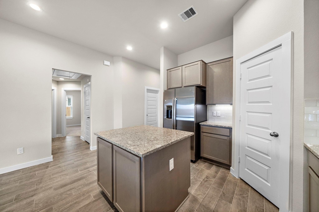 3327 Tilley Dr - Photo 14