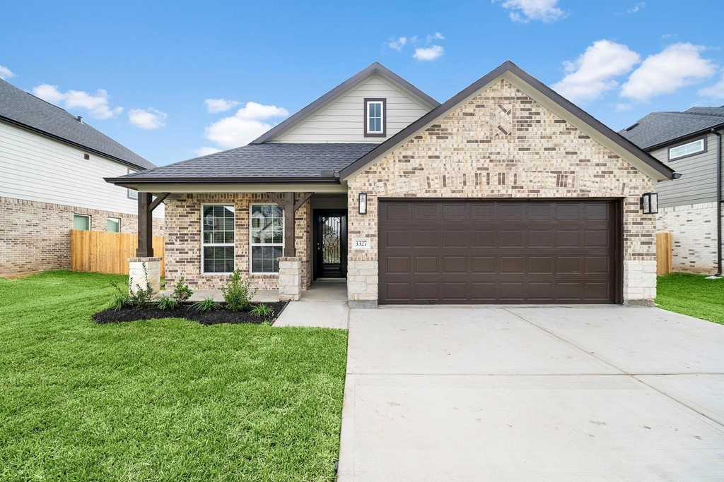 3327 Tilley Dr - Photo 2