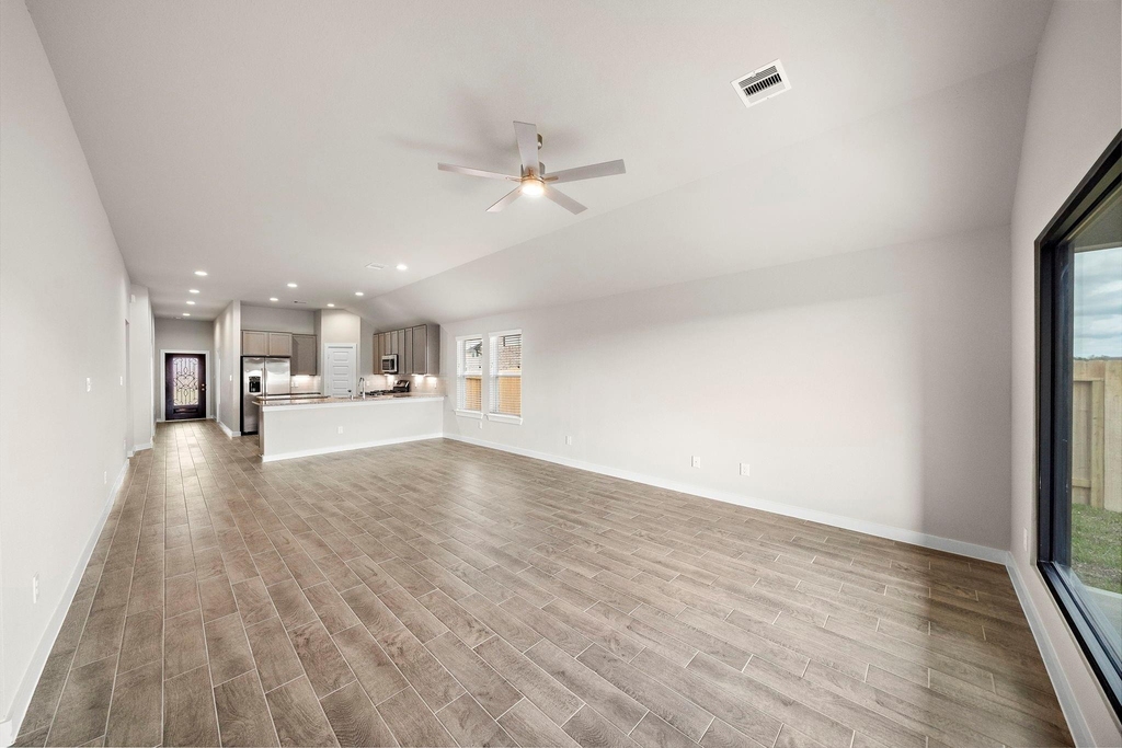 3327 Tilley Dr - Photo 9