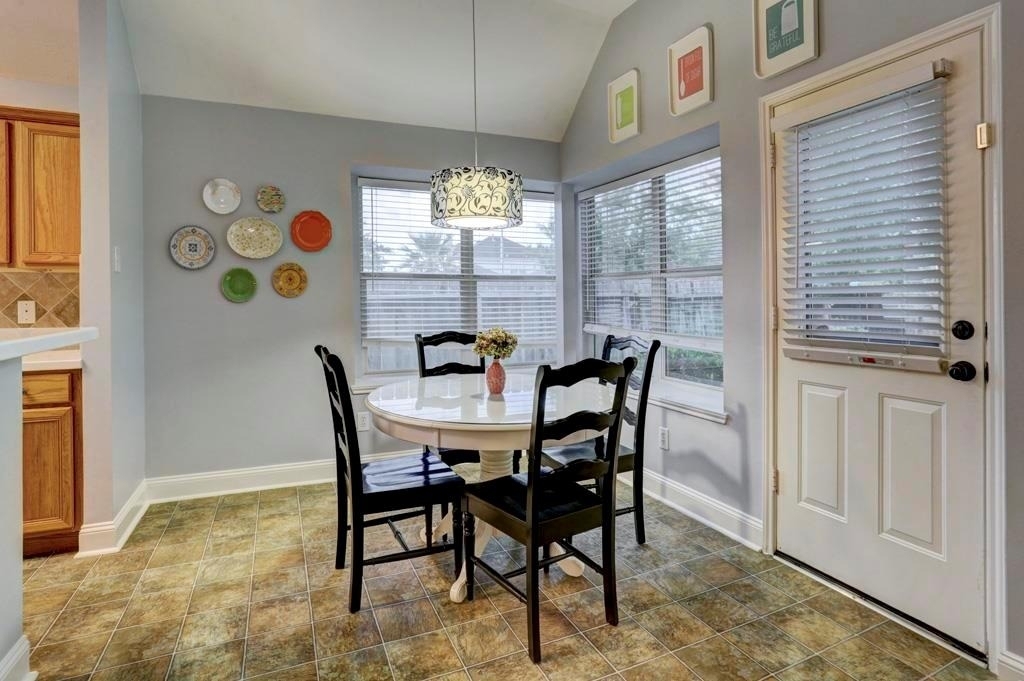 4903 Lake Catherine Court - Photo 7