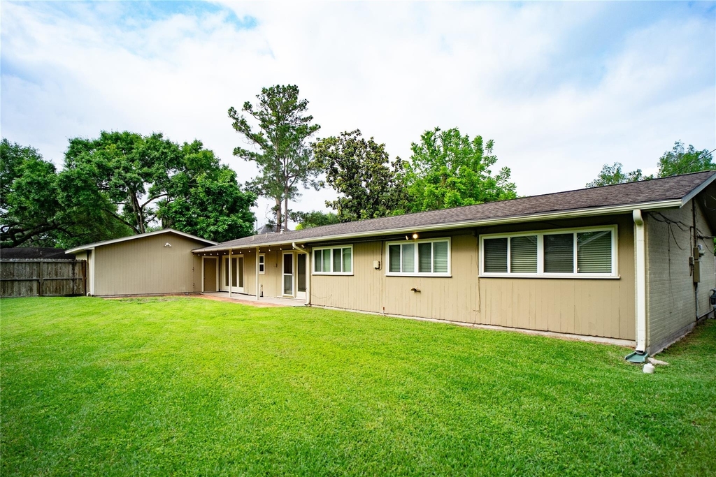 4522 Briarbend Drive - Photo 13