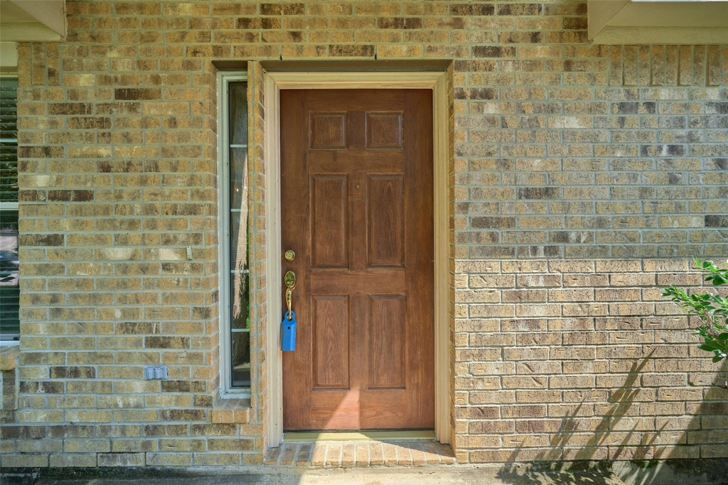6214 Channelbrook Lane - Photo 3