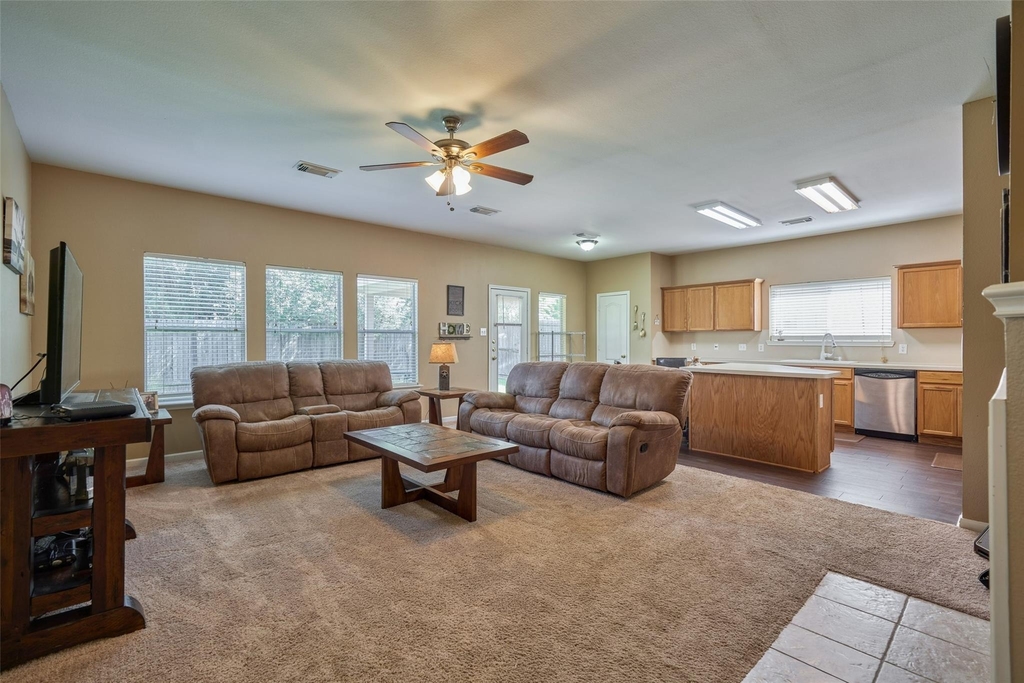 6214 Channelbrook Lane - Photo 8