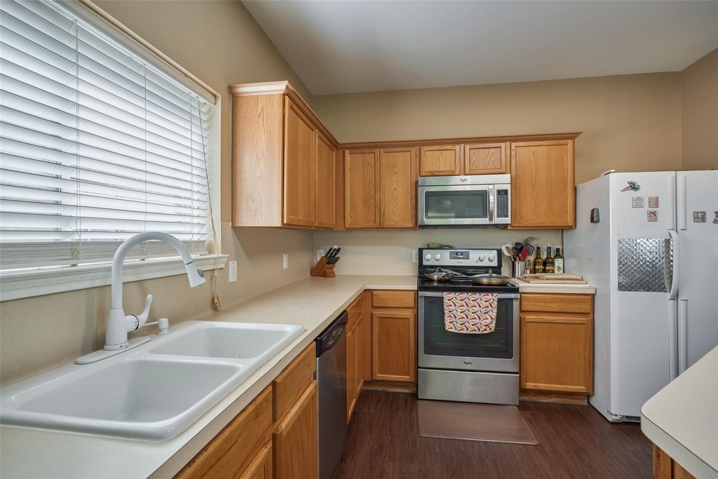 6214 Channelbrook Lane - Photo 15