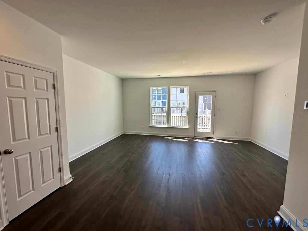 6996 Leire Lane - Photo 8