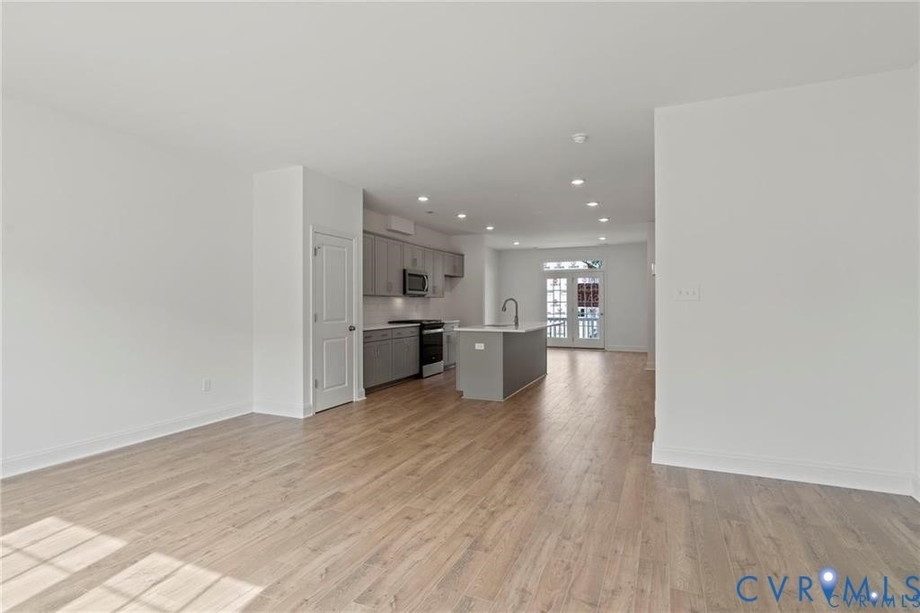 13800 Village View Drive - Photo 1