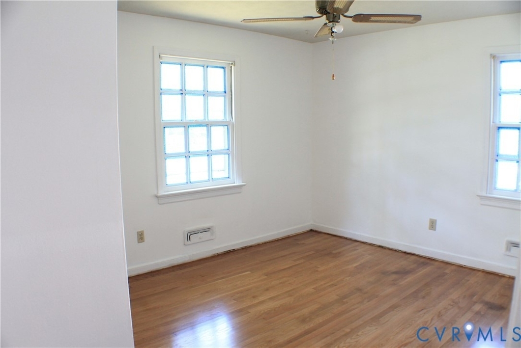 7513 Schaaf Drive - Photo 4