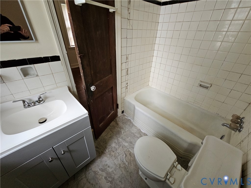 1305 Chambers Street - Photo 8