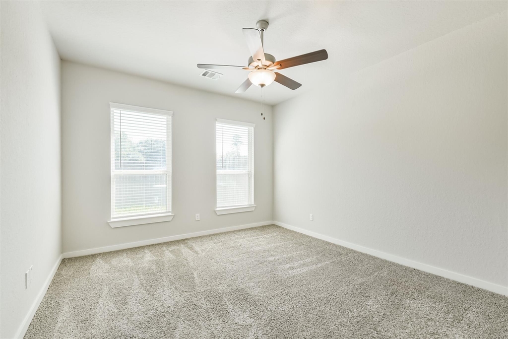 25109 Pacific Wren Drive - Photo 16