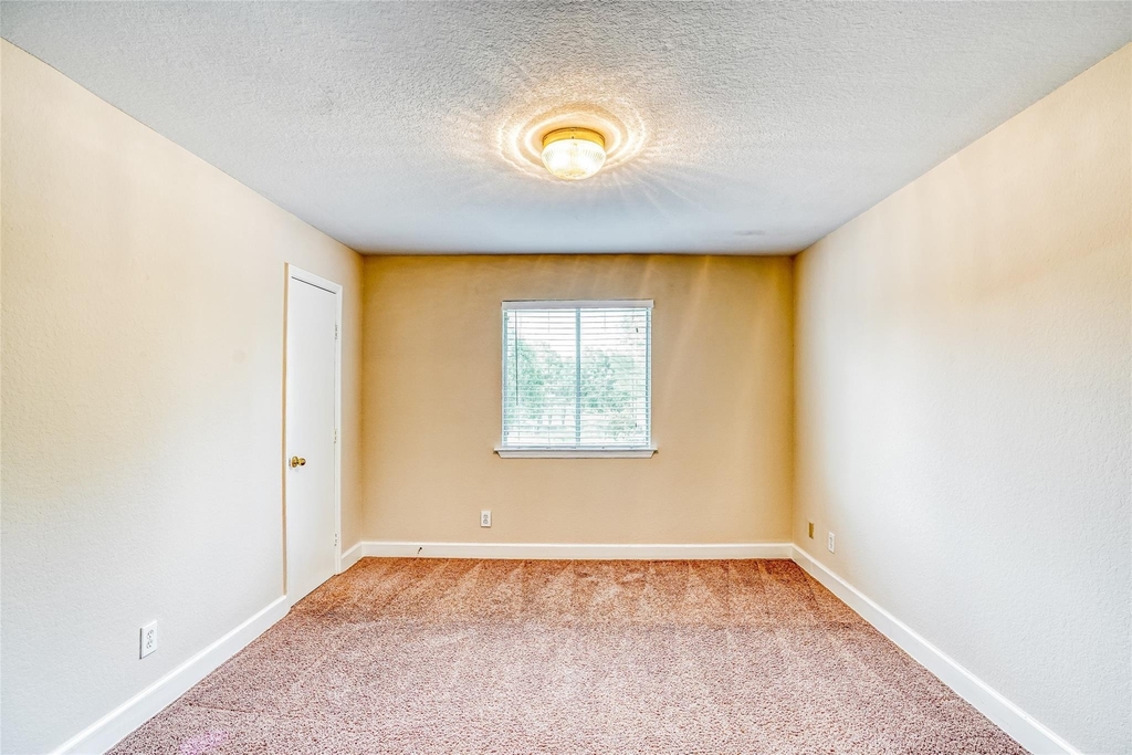 9410 Stoneridge Canyon Lane - Photo 8