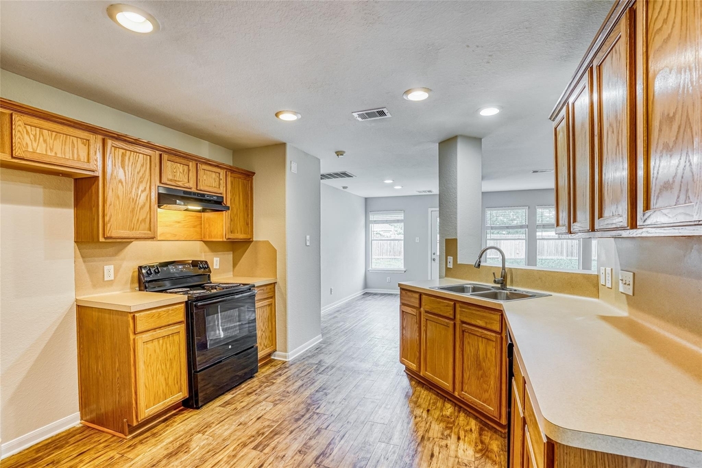 9410 Stoneridge Canyon Lane - Photo 2