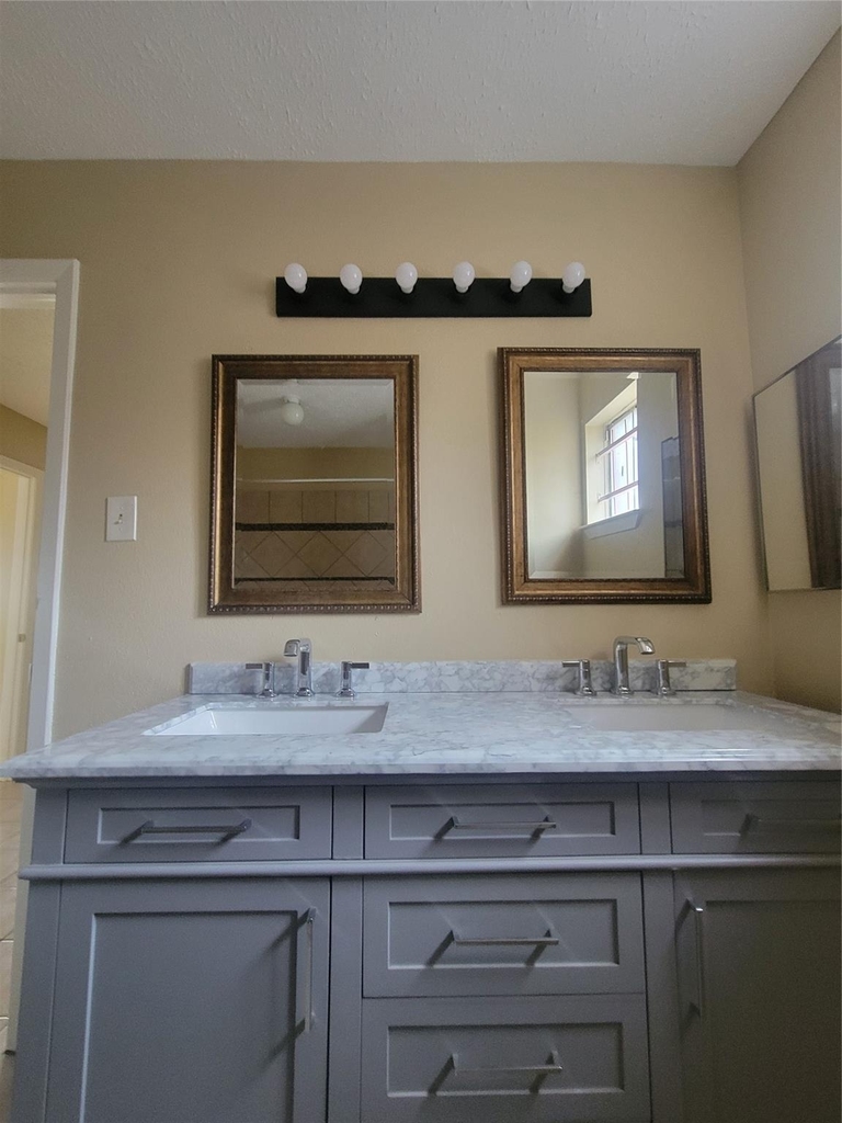 19330 Cypress Bay Drive - Photo 17