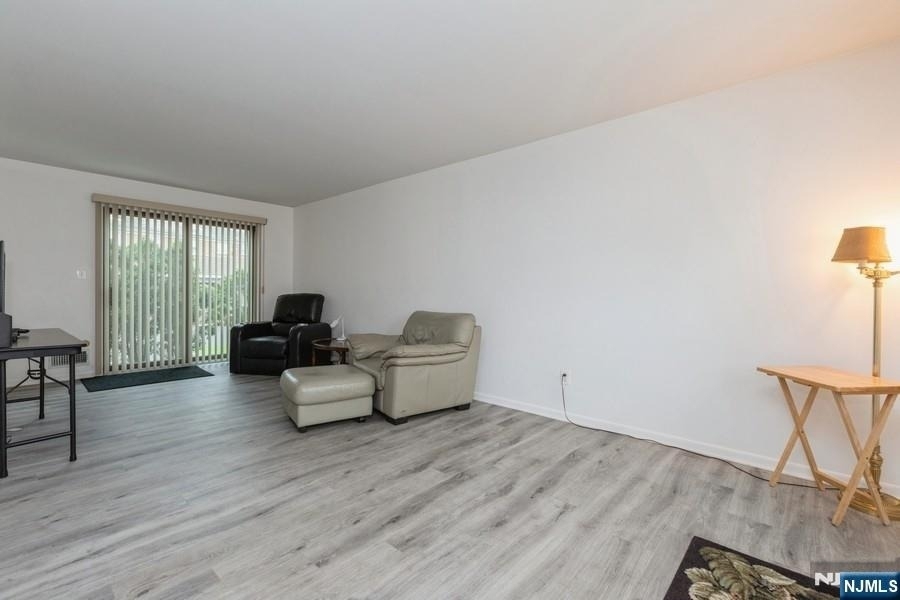 678 Bloomfield - Photo 5