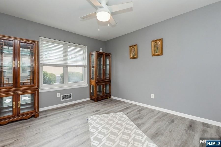 678 Bloomfield - Photo 8