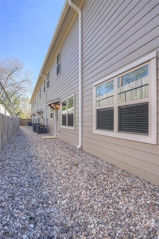 1419 Avenue N - Photo 43