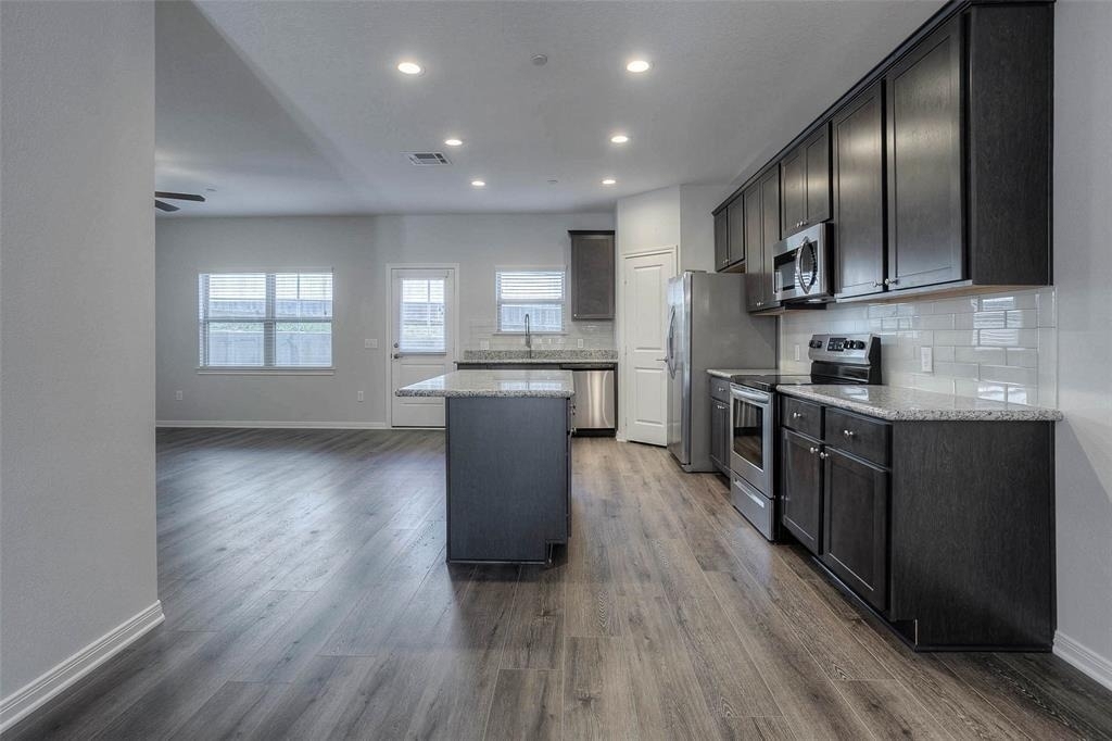 1419 Avenue N - Photo 9