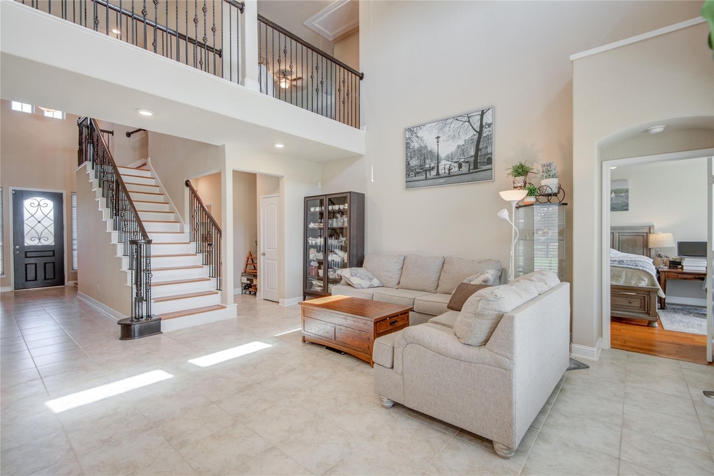 12902 Oak Falls Drive - Photo 8