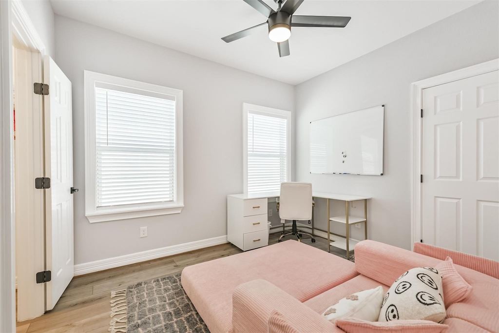 1010 Melneeka Lane - Photo 26