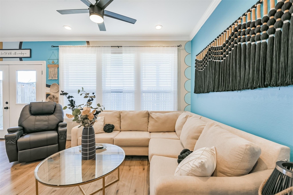 1010 Melneeka Lane - Photo 16