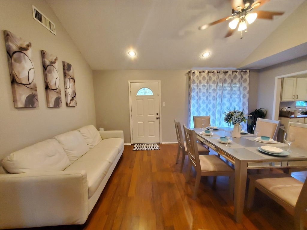 8815 Bellaire Boulevard - Photo 11
