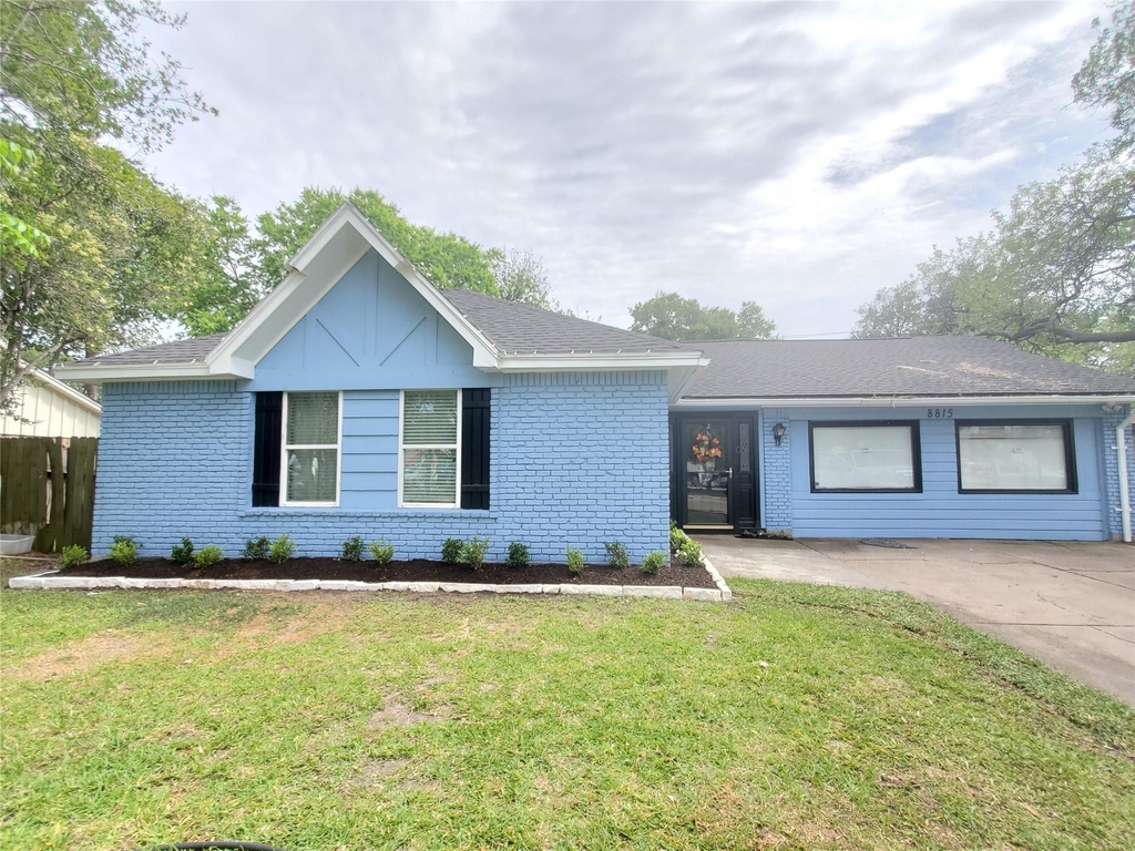 8815 Bellaire Boulevard - Photo 0