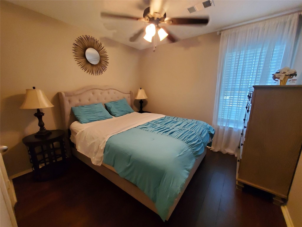 8815 Bellaire Boulevard - Photo 15