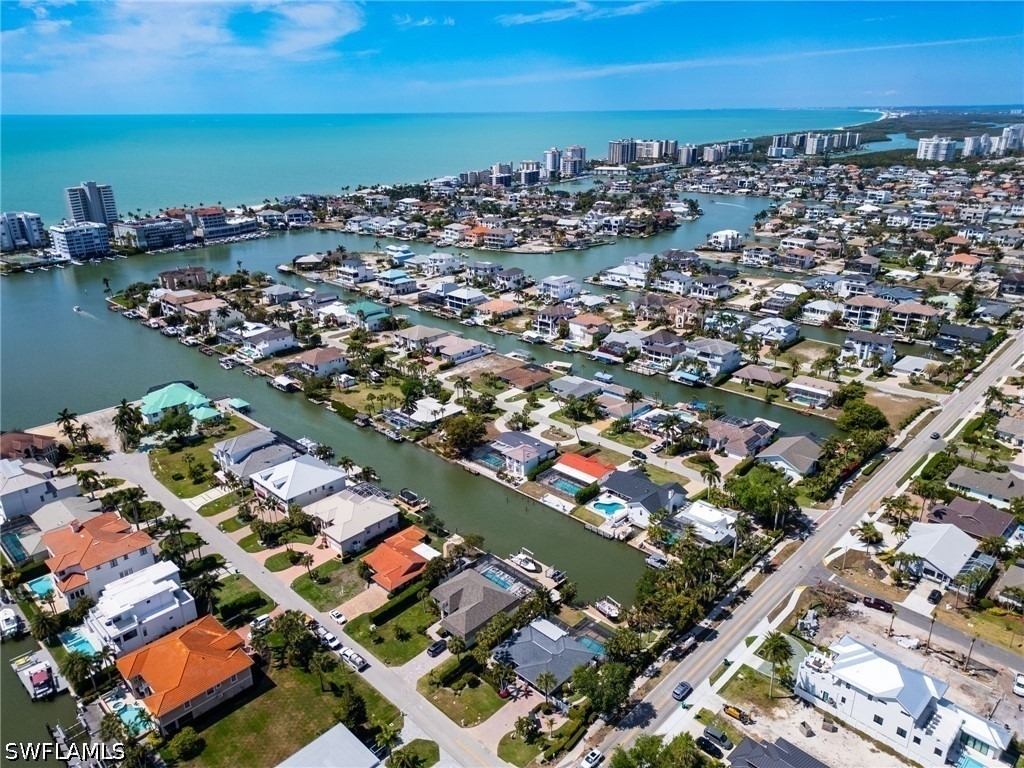 455 Bayside Avenue - Photo 22