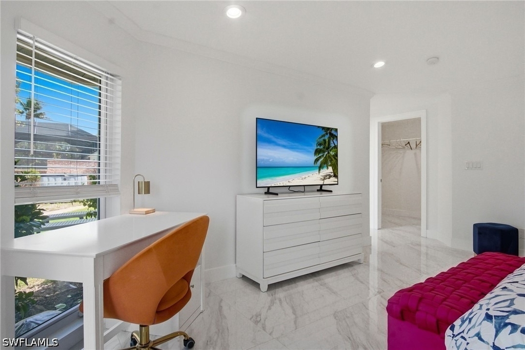455 Bayside Avenue - Photo 11