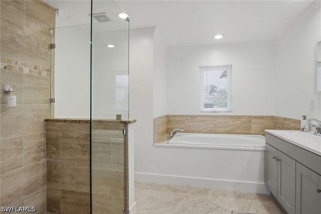 455 Bayside Avenue - Photo 12
